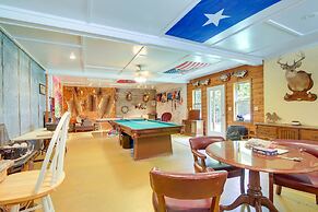 Tennessee Farm Vacation Rental w/ Game Room!