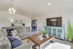 Chehalis Getaway w/ Golf Course View + Fire Pit!