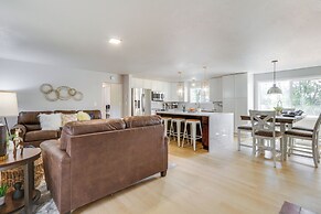 Chehalis Getaway w/ Golf Course View + Fire Pit!