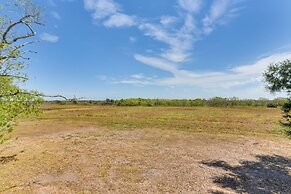 Pet-friendly Freeport Vacation Rental w/ Deck!