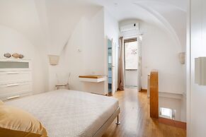 3409 Casa del Vico by Barbarhouse