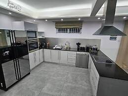 Rooftop Garden Villa Private Pool - Beach Access