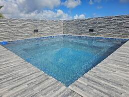 Rooftop Garden Jacuzzi Luxury Villa