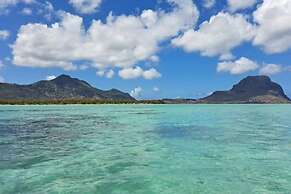 Rooftop Garden Jacuzzi Luxury Villa