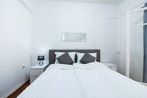 Midtown Apartment by CorfuEscapes