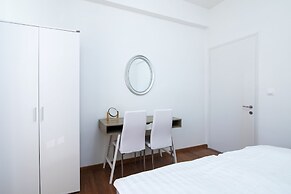 Midtown Apartment by CorfuEscapes