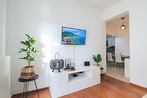 Midtown Apartment by CorfuEscapes