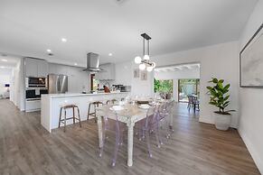 Awesome House with pool Westchester