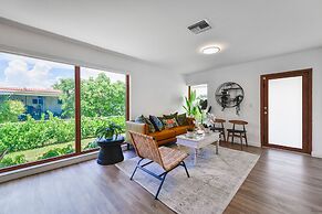 Awesome House with pool Westchester