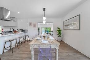 Awesome House with pool Westchester