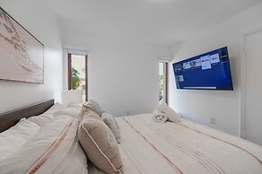 Awesome House with pool Westchester