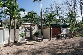 Dream Surf House Avellana