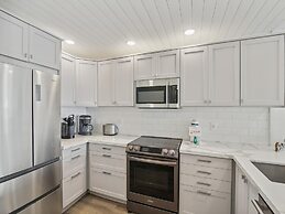 By The Sea Resort 806 - Shekinah By The Sea