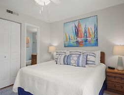 Beach & Tennis 217 by Distinctive Beach Rentals