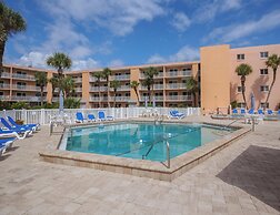 Beach & Tennis 217 by Distinctive Beach Rentals