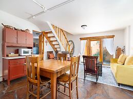 Gonzales Casita