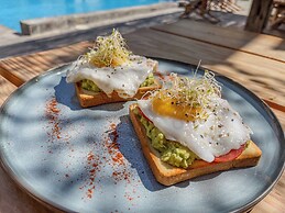 Viajero Huacachina Hostel