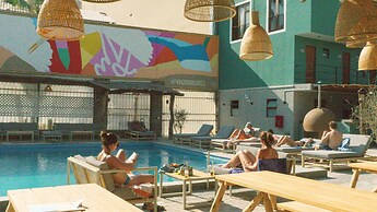 Viajero Huacachina Hostel