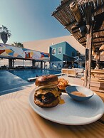 Viajero Huacachina Hostel