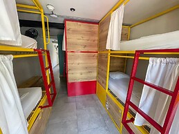 Viajero Huacachina Hostel