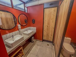 Viajero Huacachina Hostel