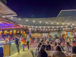 Viajero Huacachina Hostel