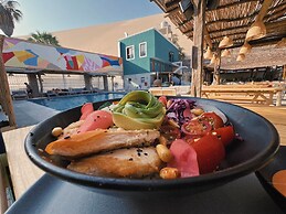 Viajero Huacachina Hostel