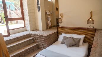 Viajero Huacachina Hostel