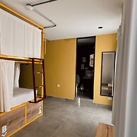 Viajero Huacachina Hostel