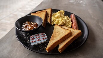 Viajero Huacachina Hostel