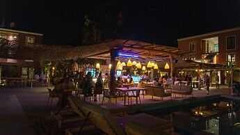 Viajero Huacachina Hostel