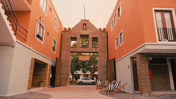 Viajero Huacachina Hostel