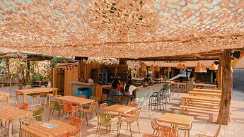 Viajero Huacachina Hostel