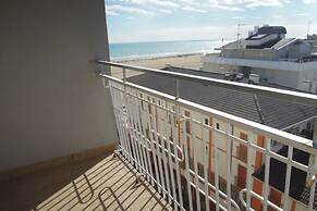 Lovely Flat With Nice Terrace in Bibione - Beahost