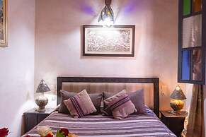 Riad Green Lotus