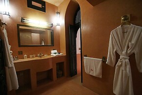 Riad Green Lotus