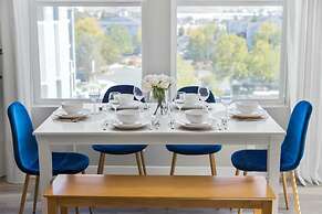 Designer Apt With Jacuzzi Pool Mountain Views