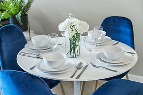 Designer Apt With Jacuzzi Sky Lounge Gym Access