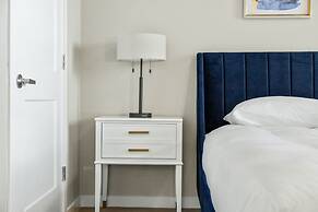 Designer Apt With Jacuzzi Sky Lounge Gym Access