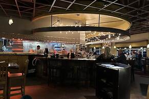 Designer Apt With Jacuzzi Sky Lounge Gym Access