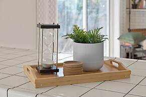 Delightful 4BR Home Nr Downtown Reno w Fireplace