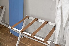 Delightful 4BR Home Nr Downtown Reno w Fireplace