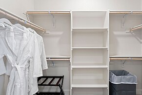 Stylish Sleek 4BR Nevada Home Near Downtown Reno