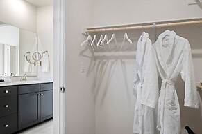 Stylish Sleek 4BR Nevada Home Near Downtown Reno