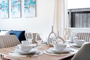 Stylish Sleek 4BR Nevada Home Near Downtown Reno