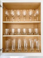 DT Reno - Modern Home Private Patio Workspace