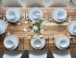 DT Reno - Modern Home Private Patio Workspace