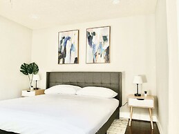 DT Reno - Modern Home Private Patio Workspace