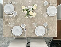 DT Reno - Classy Vacation Home w Backyard Patio