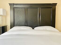 DT Reno - Classy Vacation Home w Backyard Patio